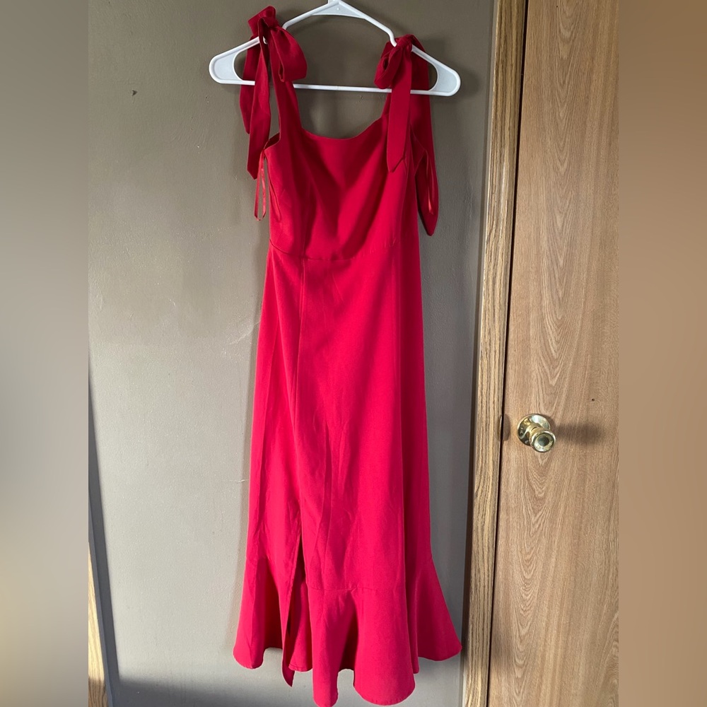 Elegant Red Midi Dress with Shoulder Ties